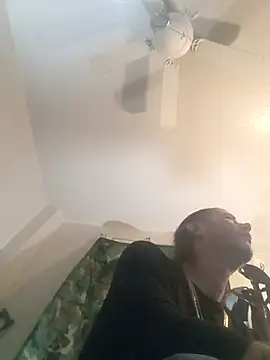 Snapshot of thefire420 chatting on October 26, 2025, 11:05 am thefire420 online show from October 26, 2025, 11:05 am