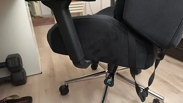 Snapshot of Emre_Ty chatting on October 12, 2025, 7:40 am Emre Ty online show from October 12, 2025, 7:40 am