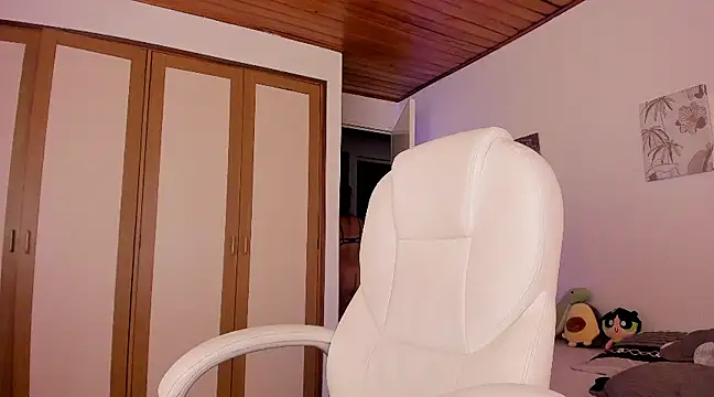 kinky rider online show from December 24, 2024, 3:38 am