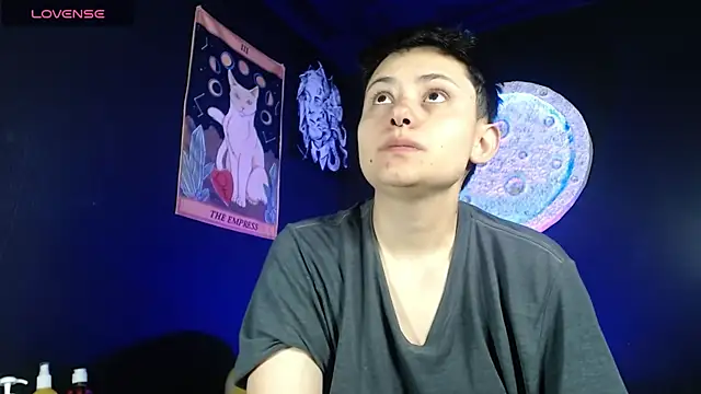 girl intense444 online show from November 20, 2025, 12:49 pm