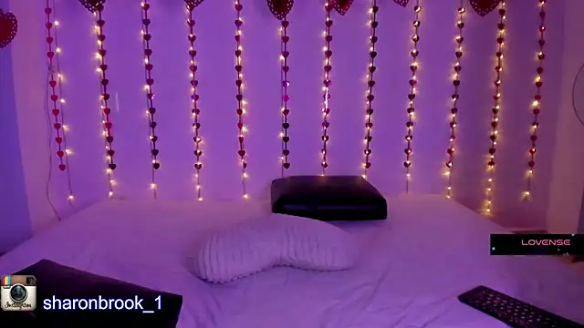 Snapshot of sharon_1 chatting on December 15, 2024, 3:56 am sharon 1 online show from December 15, 2024, 3:56 am