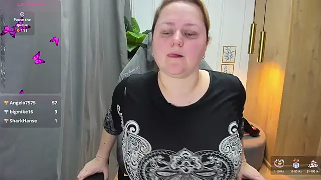 Snapshot of ScarlettSoft chatting on March 18, 2025, 12:25 pm ScarlettSoft online show from March 18, 2025, 12:25 pm