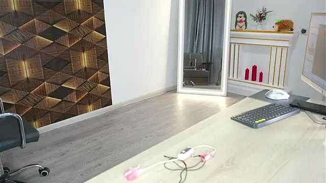 Snapshot of Angelalive chatting on March 11, 2025, 11:44 am Angelalive online show from March 11, 2025, 11:44 am