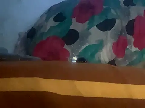 Snapshot of mamoubz chatting on October 12, 2025, 3:27 am mamoubz online show from October 12, 2025, 3:27 am