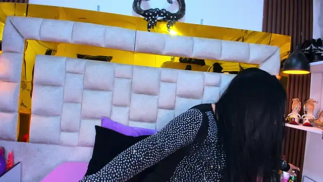 bigass monic online show from January 25, 2025, 3:51 am