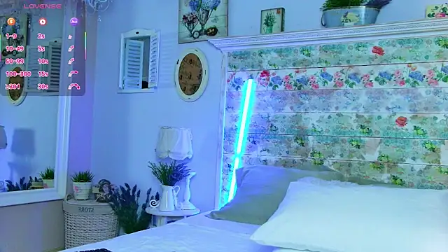 NikkiStarX online show from November 20, 2025, 4:01 am