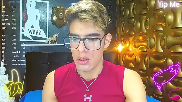 Snapshot of angel_sexyevil chatting on January 10, 2025, 12:15 pm angel sexyevil online show from January 10, 2025, 12:15 pm