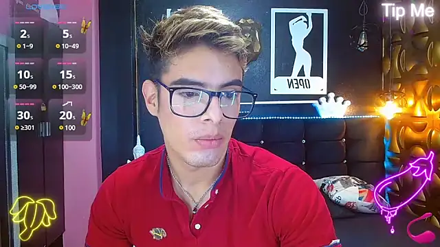 Snapshot of angel_sexyevil chatting on January 11, 2025, 12:18 pm angel sexyevil online show from January 11, 2025, 12:18 pm