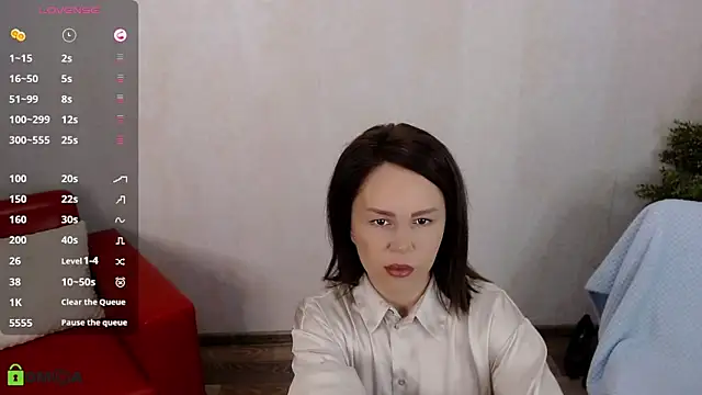 Snapshot of VickyGolden chatting on November 19, 2025, 4:56 am VickyGolden online show from November 19, 2025, 4:56 am