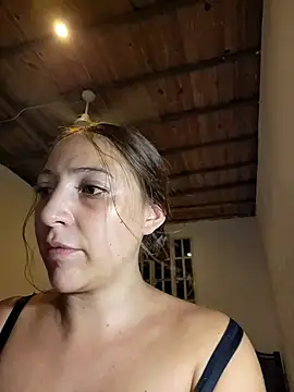 Snapshot of VickyHoult chatting on December 11, 2024, 11:54 pm VickyHoult online show from December 11, 2024, 11:54 pm