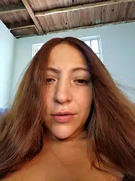 Snapshot of VickyHoult chatting on December 14, 2024, 7:14 pm VickyHoult online show from December 14, 2024, 7:14 pm