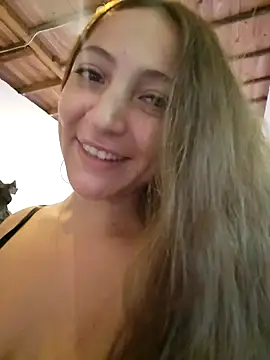 Snapshot of VickyHoult chatting on December 21, 2024, 10:30 pm VickyHoult online show from December 21, 2024, 10:30 pm