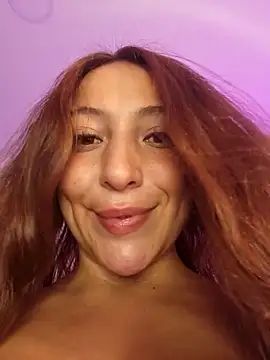 Snapshot of VickyHoult chatting on February 16, 2025, 11:37 pm VickyHoult online show from February 16, 2025, 11:37 pm