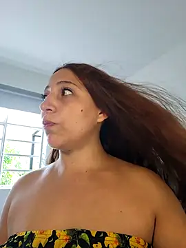 Snapshot of VickyHoult chatting on March 1, 2025, 9:15 pm VickyHoult online show from March 1, 2025, 9:15 pm