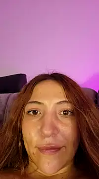 Snapshot of VickyHoult chatting on March 13, 2025, 10:43 pm VickyHoult online show from March 13, 2025, 10:43 pm