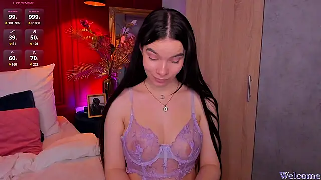 Snapshot of MiaMuse chatting on February 14, 2025, 2:39 am MiaMuse online show from February 14, 2025, 2:39 am