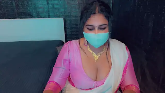 Snapshot of SonY_CaM chatting on January 20, 2025, 8:18 pm SonY CaM online show from January 20, 2025, 8:18 pm