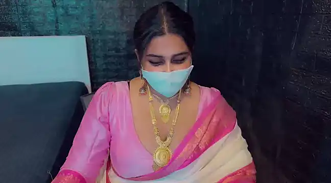 Snapshot of SonY_CaM chatting on February 17, 2025, 5:32 pm SonY CaM online show from February 17, 2025, 5:32 pm