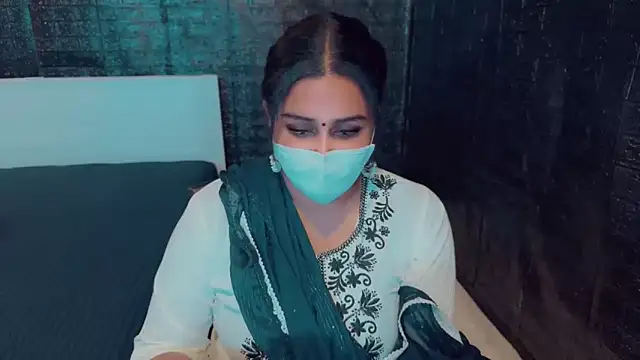 Snapshot of SonY_CaM chatting on February 22, 2025, 5:24 pm SonY CaM online show from February 22, 2025, 5:24 pm