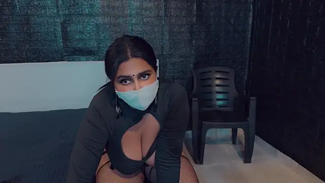 Snapshot of SonY_CaM chatting on February 23, 2025, 7:38 pm SonY CaM online show from February 23, 2025, 7:38 pm