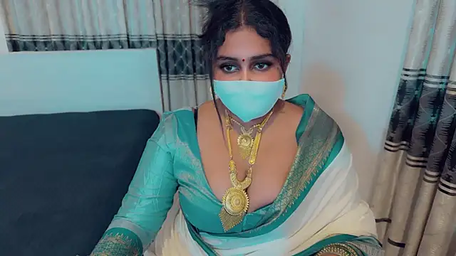 Snapshot of SonY_CaM chatting on November 3, 2025, 4:52 pm SonY CaM online show from November 3, 2025, 4:52 pm