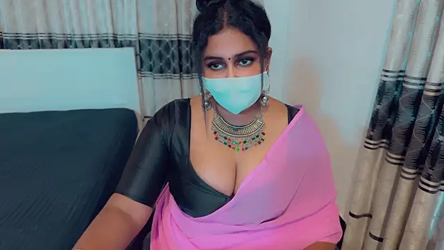 Snapshot of SonY_CaM chatting on November 18, 2025, 5:17 pm SonY CaM online show from November 18, 2025, 5:17 pm