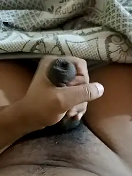 Snapshot of Deluxe_dick chatting on October 17, 2025, 1:14 pm Deluxe dick online show from October 17, 2025, 1:14 pm