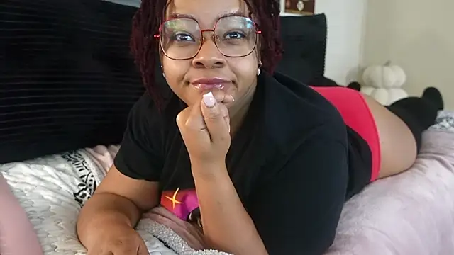 -khayaparker online show from November 8, 2025, 2:39 pm