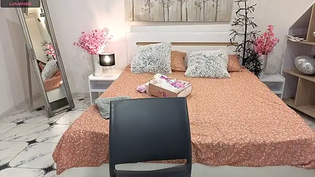 CharmedDoll online show from September 23, 2025, 12:30 pm