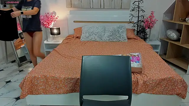 CharmedDoll online show from September 25, 2025, 6:17 am