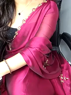 Snapshot of aliyaah_singh chatting on October 29, 2025, 5:36 pm aliyaah singh online show from October 29, 2025, 5:36 pm