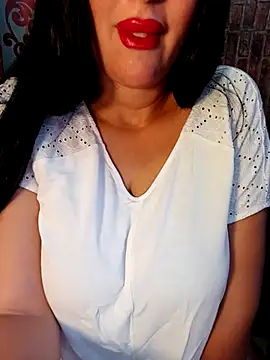 Snapshot of Queen_sousou chatting on September 10, 2025, 10:54 pm Queen sousou online show from September 10, 2025, 10:54 pm