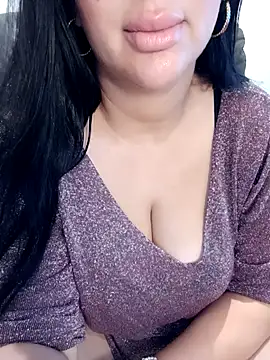 Snapshot of Queen_sousou chatting on September 19, 2025, 9:04 pm Queen sousou online show from September 19, 2025, 9:04 pm