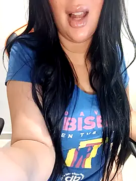 Snapshot of Queen_sousou chatting on September 26, 2025, 11:09 pm Queen sousou online show from September 26, 2025, 11:09 pm