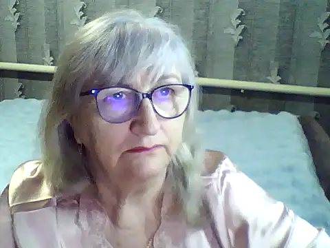 Snapshot of LolkaAlyss chatting on March 9, 2025, 12:53 am LolkaAlyss online show from March 9, 2025, 12:53 am