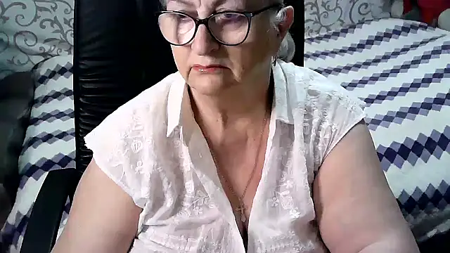 Snapshot of LolkaAlyss chatting on March 15, 2025, 3:37 pm LolkaAlyss online show from March 15, 2025, 3:37 pm