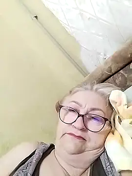 Snapshot of LolkaAlyss chatting on September 26, 2025, 8:35 pm LolkaAlyss online show from September 26, 2025, 8:35 pm