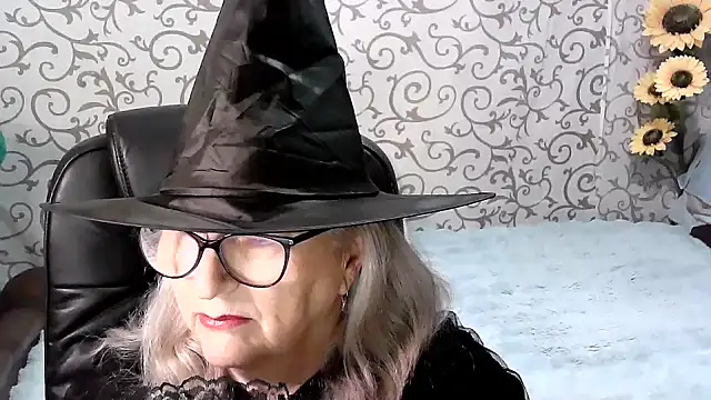 Snapshot of LolkaAlyss chatting on October 25, 2025, 6:02 pm LolkaAlyss online show from October 25, 2025, 6:02 pm