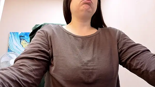 Snapshot of BattyMoll chatting on October 29, 2025, 3:36 pm BattyMoll online show from October 29, 2025, 3:36 pm