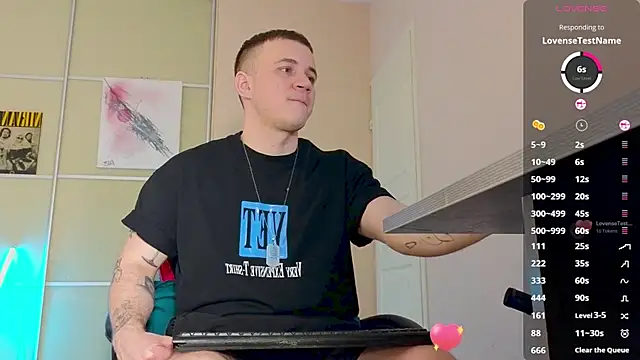 Snapshot of Ethan_and_mike chatting on October 25, 2025, 11:40 am Ethan and mike online show from October 25, 2025, 11:40 am