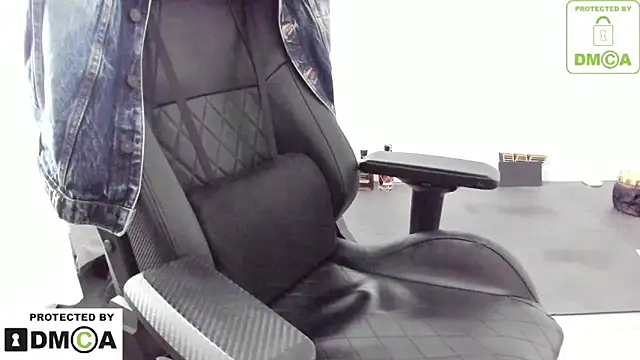 Snapshot of Seans1million chatting on March 17, 2025, 6:11 pm Seans1million online show from March 17, 2025, 6:11 pm