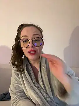 FemDom RubyKnightXXO online show from December 18, 2024, 11:51 pm