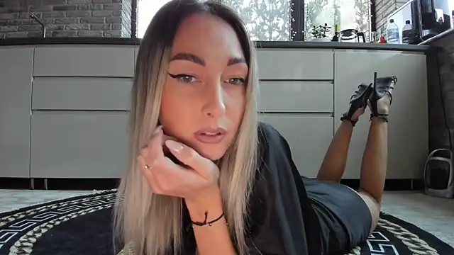 Snapshot of StarryHanna chatting on October 26, 2025, 1:28 pm StarryHanna online show from October 26, 2025, 1:28 pm