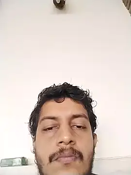 dzboy1994 online show from September 29, 2025, 7:13 am