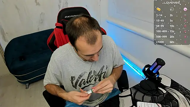 Raamoss online show from December 11, 2024, 7:57 pm