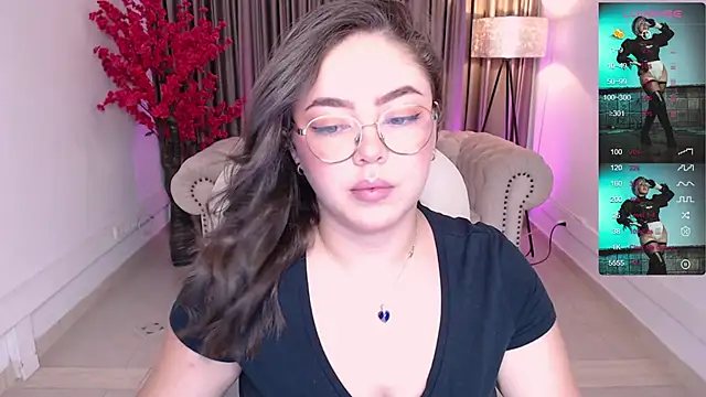 Snapshot of emmy_walker chatting on January 21, 2025, 11:03 am emmy walker online show from January 21, 2025, 11:03 am