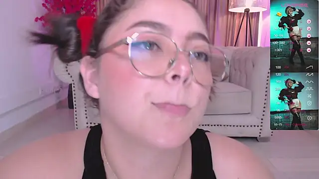 Snapshot of emmy_walker chatting on January 23, 2025, 2:07 pm emmy walker online show from January 23, 2025, 2:07 pm