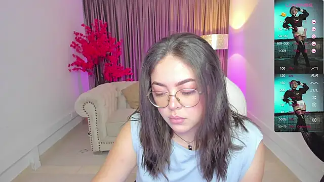 Snapshot of emmy_walker chatting on February 3, 2025, 10:58 am emmy walker online show from February 3, 2025, 10:58 am