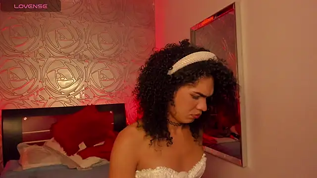 Snapshot of vennus1_ chatting on March 9, 2025, 8:40 am vennus1 online show from March 9, 2025, 8:40 am