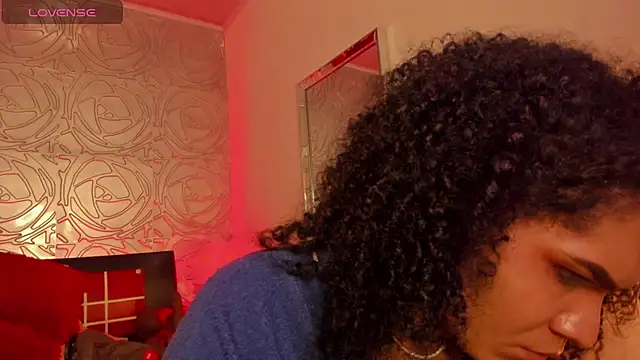 Snapshot of vennus1_ chatting on March 18, 2025, 5:31 am vennus1 online show from March 18, 2025, 5:31 am